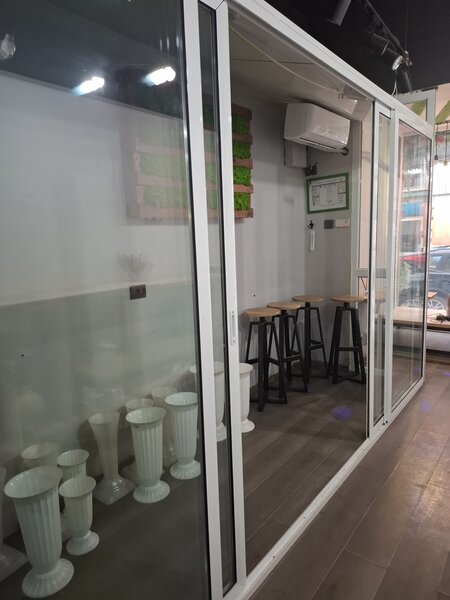 Vand vitrina termopan